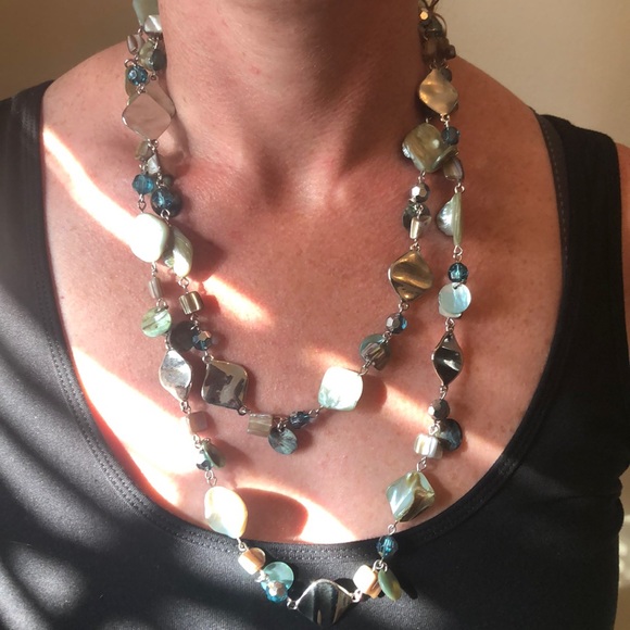 πHPππ πLia Sophia Necklaceπ - Picture 4 of 8